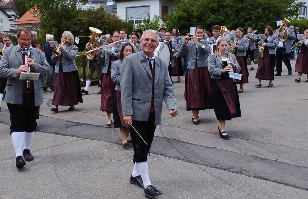 🎺 Wir sind dabei – 1. Narrensprung in Heroldstatt!